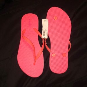 Old Navy Summer Flip Flops